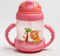 Купить поильник с силиконовой трубочкой и ручками, 200 мл., цвет микс в интернет-магазине Мир детства. Доставка по всей России. Звоните и заказывайте: 8 (4942) 54-44-01 Поильник с силиконовой трубочкой и ручками, 200 мл., цвет МИКС купить в Интернет-магазине Мир детства Кострома